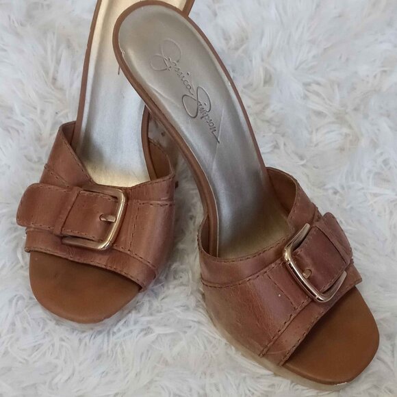 Jessica Simpson Heels - Picture 2 of 9